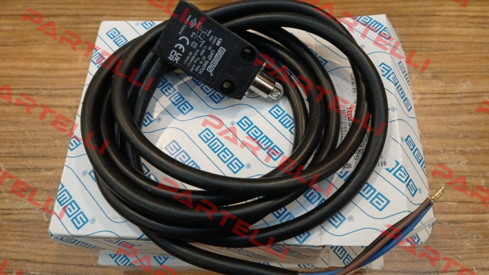 L66K13MUM331 Emas