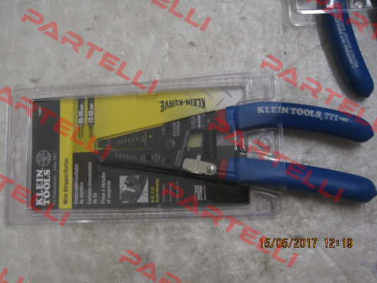 11057 (1x3)  Klein Tools