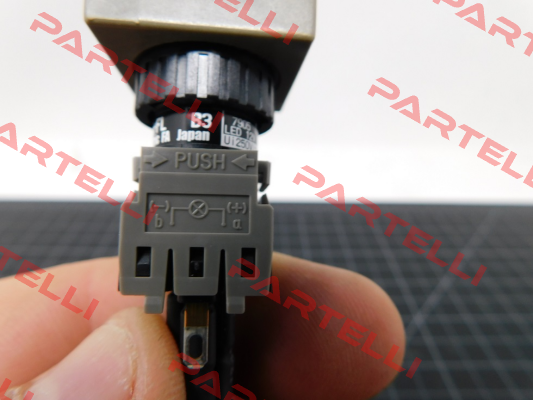 AH225-FL color 11E3 (LED Lamp) Fuji