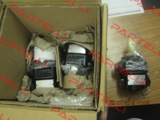 P/N: 100035101 Type: QXM22-008N130 Bucher Hydraulics