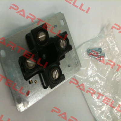8450 Leviton